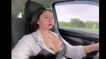 แหกหี เสียวหีบนรถ เสียวหี เย็ดหี เบ็ดหี